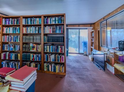 1618 Oakwood Dr, Modesto, CA 95350 Photo