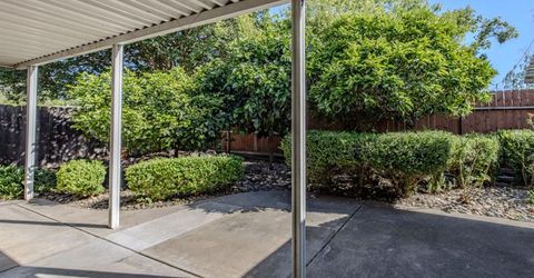 1618 Oakwood Dr, Modesto, CA 95350 Photo