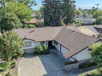 1618 Oakwood Dr, Modesto, CA 95350 Photo