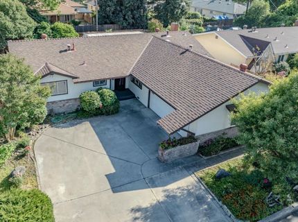 1618 Oakwood Dr, Modesto, CA 95350 Photo