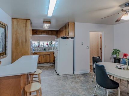 1618 Oakwood Dr, Modesto, CA 95350 Photo