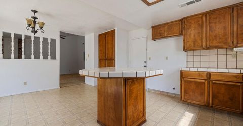 1050 W Tuolumne Rd, Turlock, CA 95382 Photo