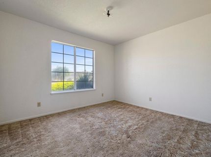 1050 W Tuolumne Rd, Turlock, CA 95382 Photo