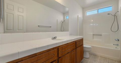 1050 W Tuolumne Rd, Turlock, CA 95382 Photo