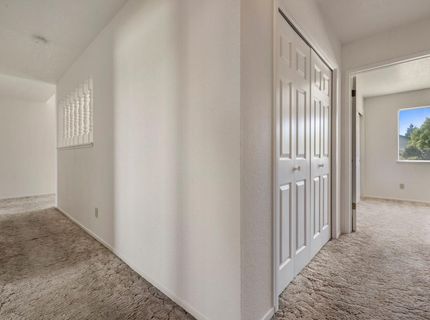 1050 W Tuolumne Rd, Turlock, CA 95382 Photo