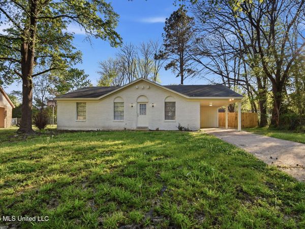 6460 Birchfield Circle, Horn Lake, MS 38637