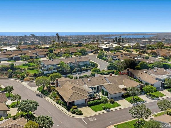 11 Seafaring, Corona Del Mar, CA 92625