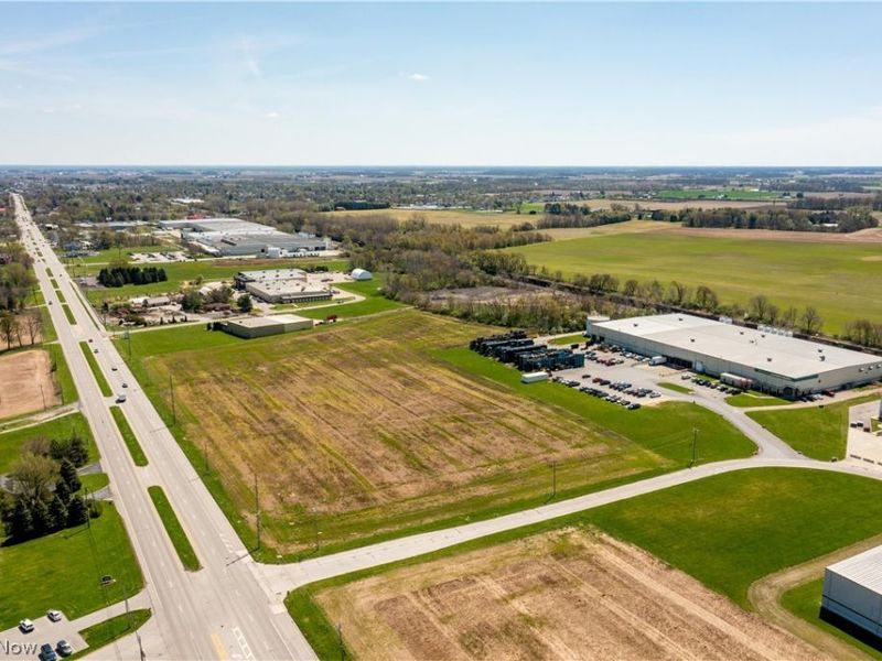 1085 W Main Street, Bellevue, OH 44811 Photo 4