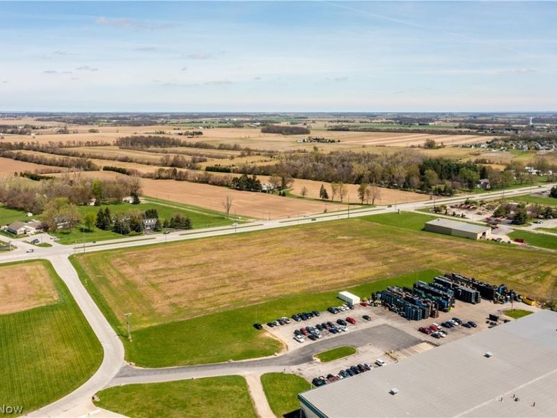 1085 W Main Street, Bellevue, OH 44811 Photo 6