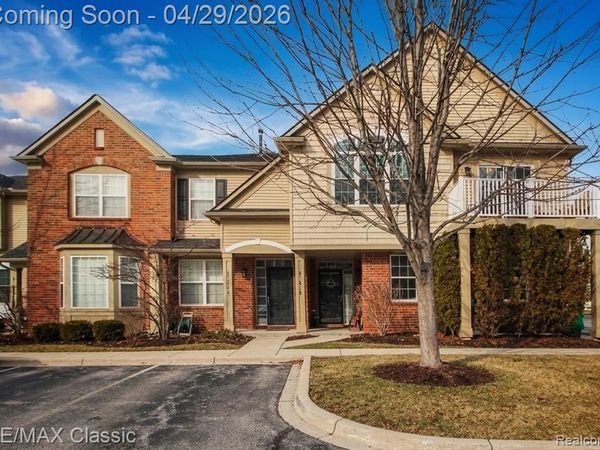 47616 Pembroke Drive, CANTON, MI 48188