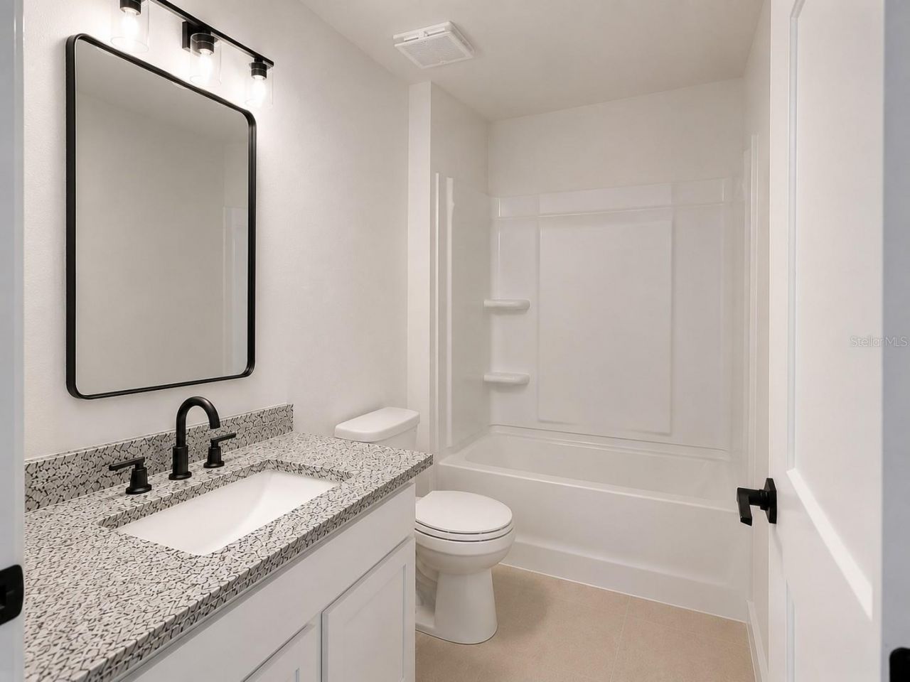 255 Verny Grove Lane, Leesburg, FL 34748 Photo