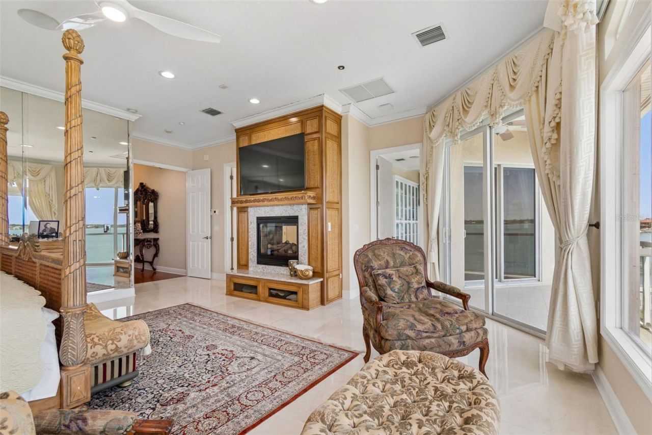 1203 Bay Drive, Belleair Beach, FL 33786 Photo