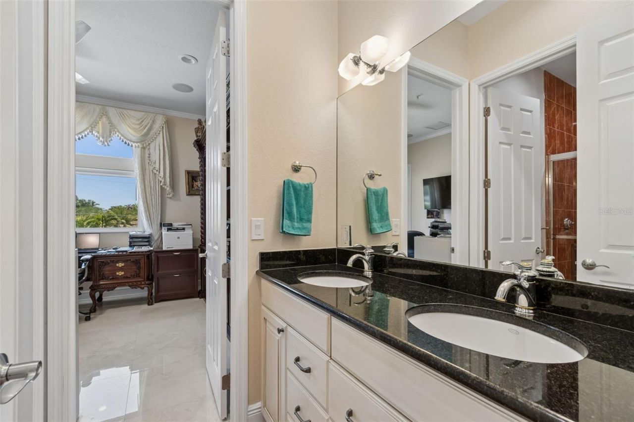 1203 Bay Drive, Belleair Beach, FL 33786 Photo