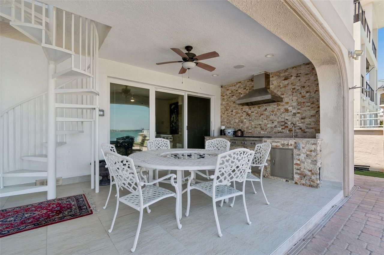 1203 Bay Drive, Belleair Beach, FL 33786 Photo