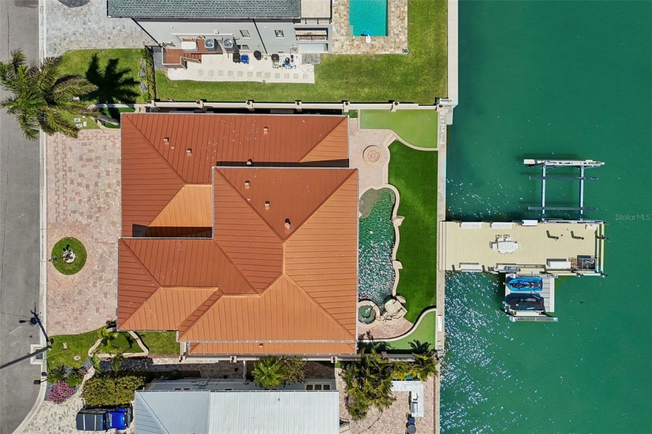 1203 Bay Drive, Belleair Beach, FL 33786 Photo