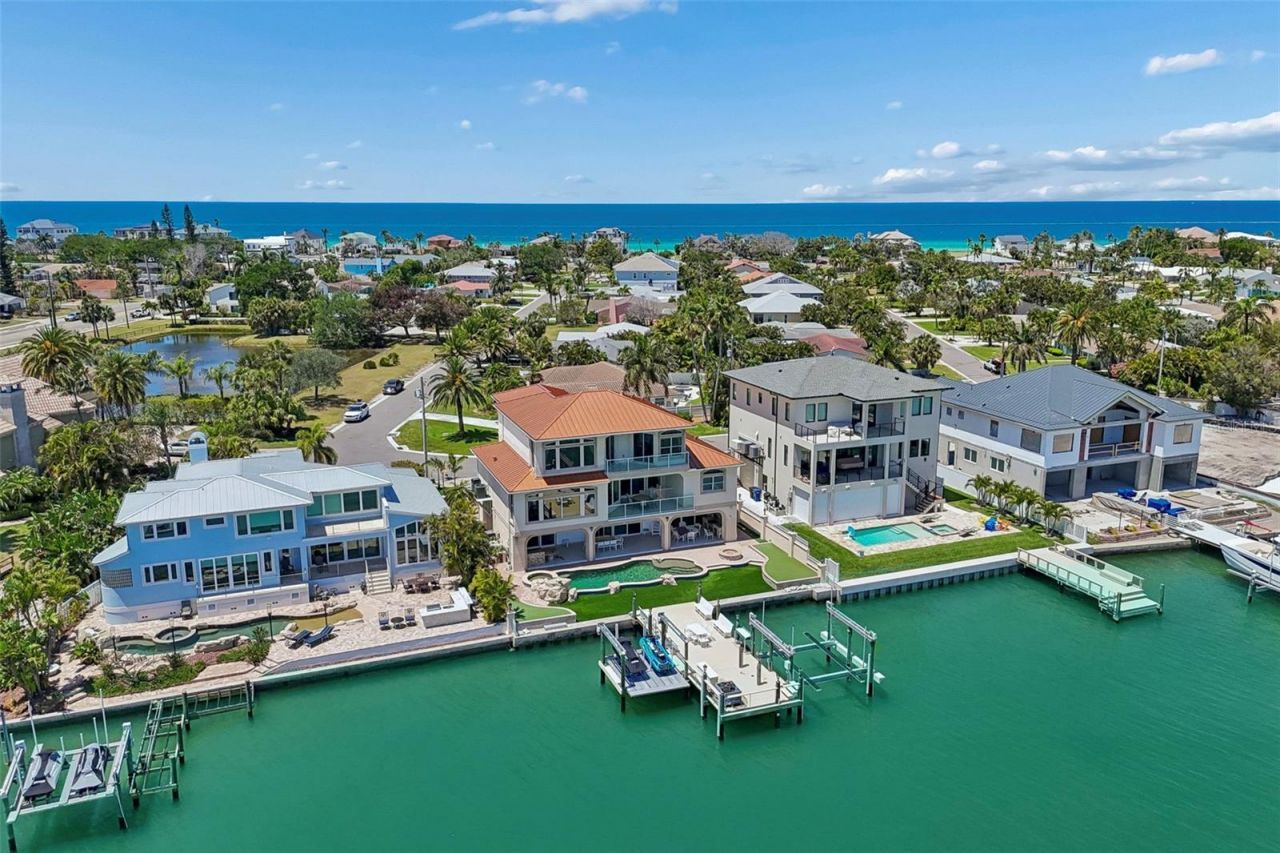 1203 Bay Drive, Belleair Beach, FL 33786 Photo