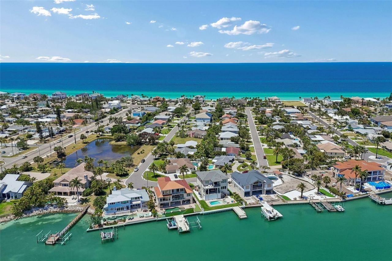 1203 Bay Drive, Belleair Beach, FL 33786 Photo
