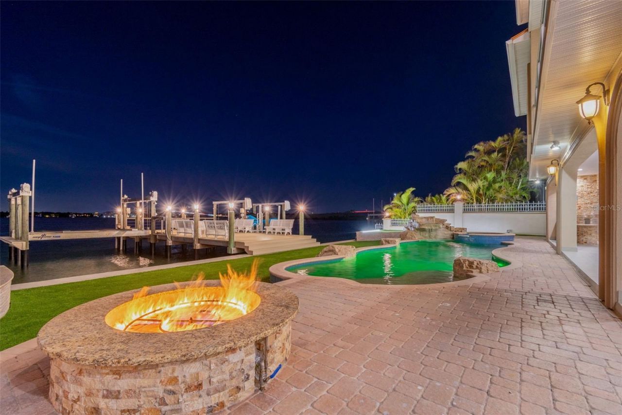 1203 Bay Drive, Belleair Beach, FL 33786 Photo