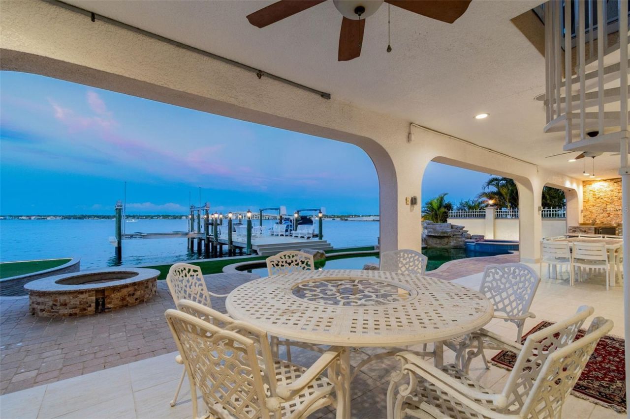 1203 Bay Drive, Belleair Beach, FL 33786 Photo