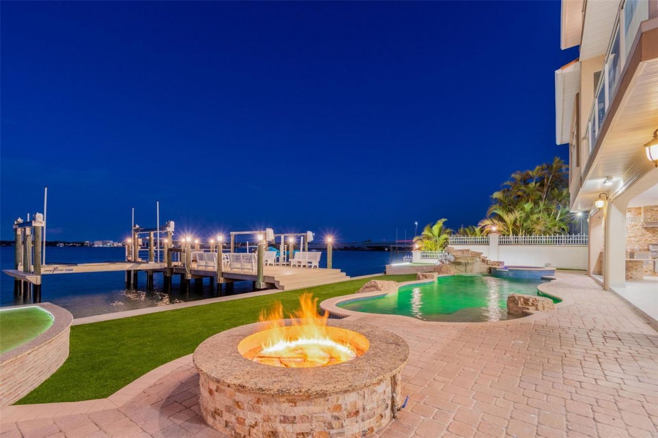 1203 Bay Drive, Belleair Beach, FL 33786 Photo