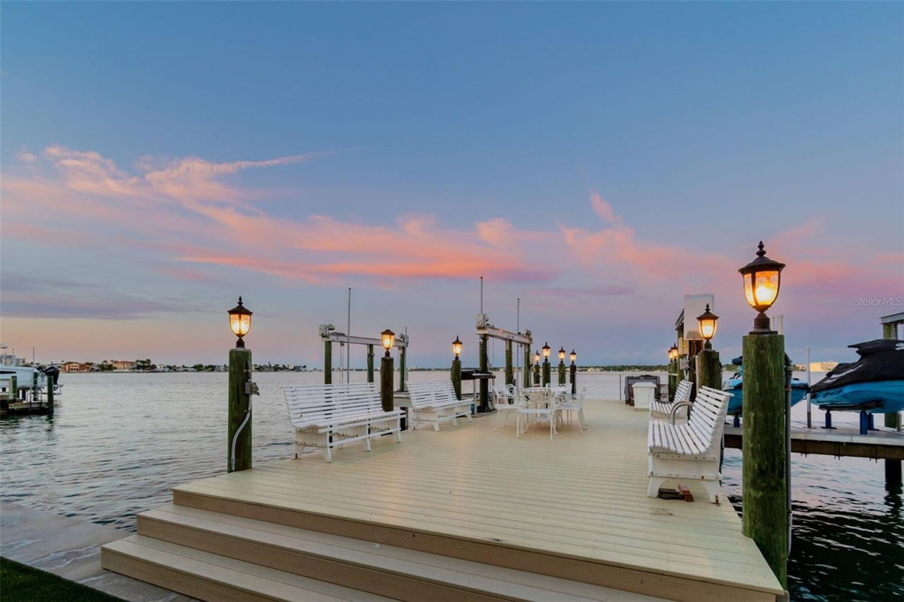 1203 Bay Drive, Belleair Beach, FL 33786 Photo
