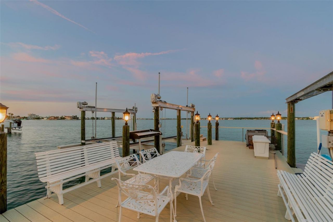 1203 Bay Drive, Belleair Beach, FL 33786 Photo