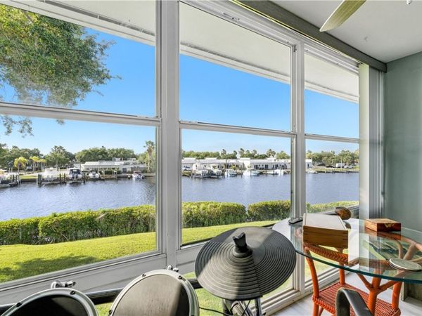 2800 Indian River Boulevard , Unit 9D, Vero Beach, FL 32960