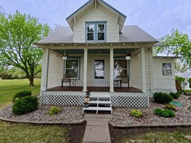 1115 E 4th Street , Stromsburg, NE 68666
