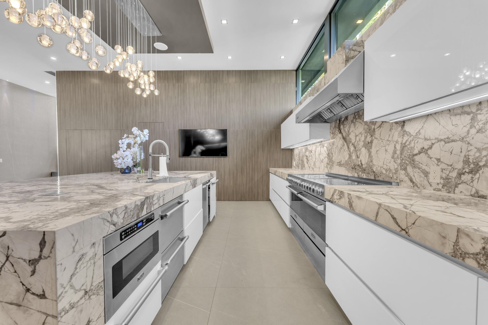 2401 NE 13th Street, Fort Lauderdale, FL 33304 Photo