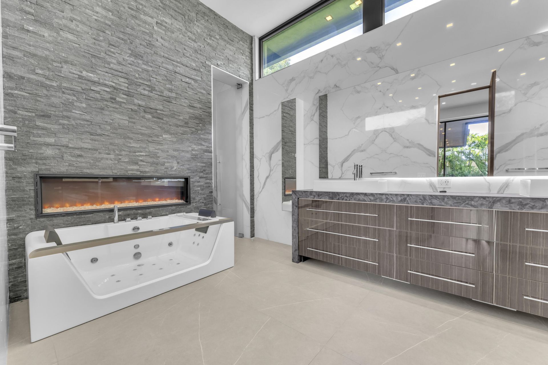 2401 NE 13th Street, Fort Lauderdale, FL 33304 Photo