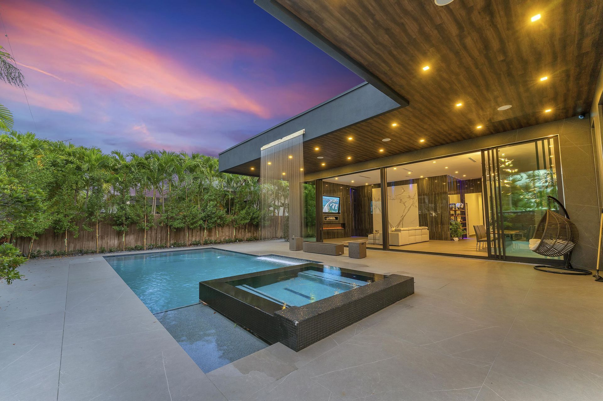 2401 NE 13th Street, Fort Lauderdale, FL 33304 Photo