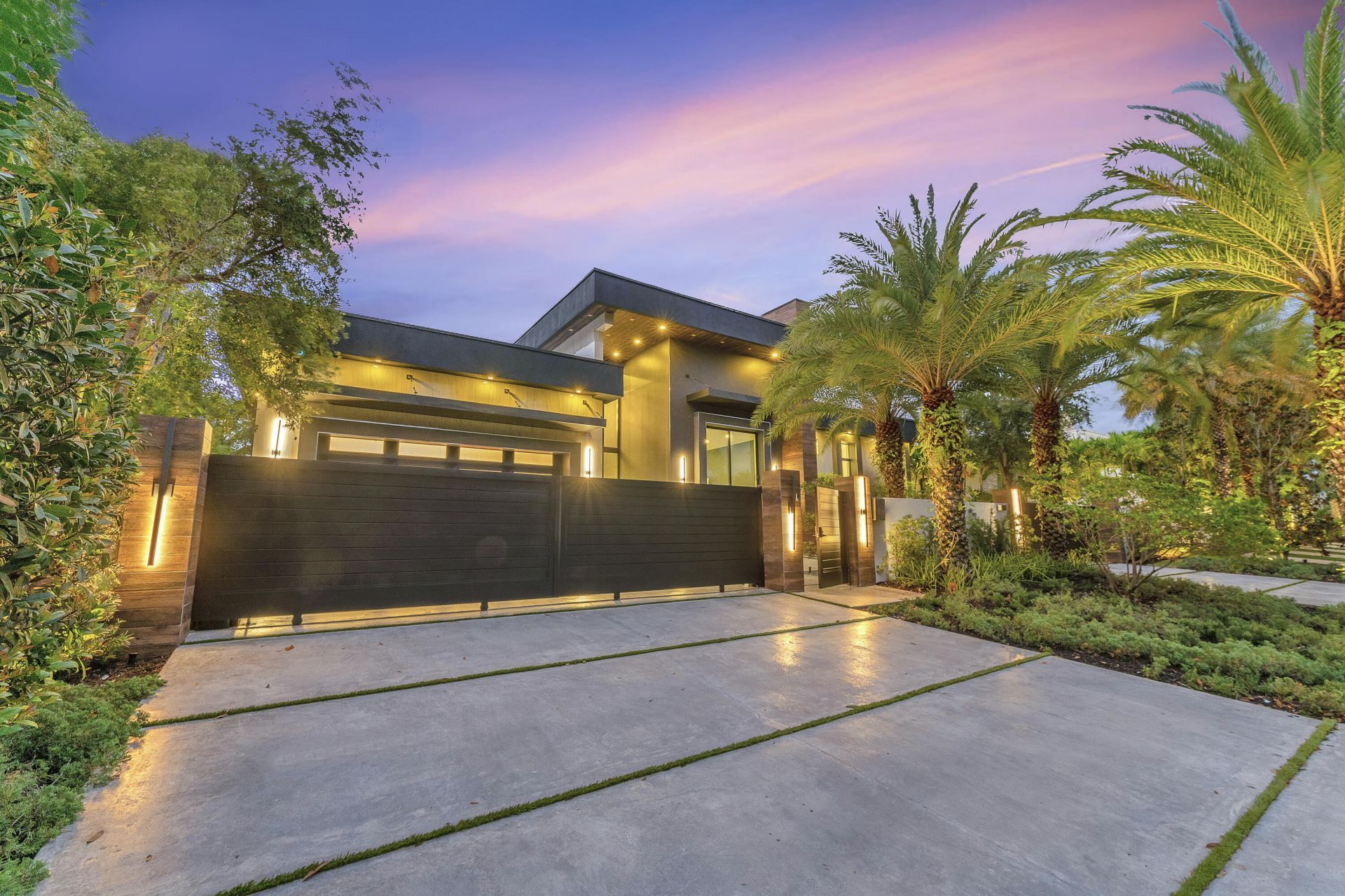 2401 NE 13th Street, Fort Lauderdale, FL 33304 Photo