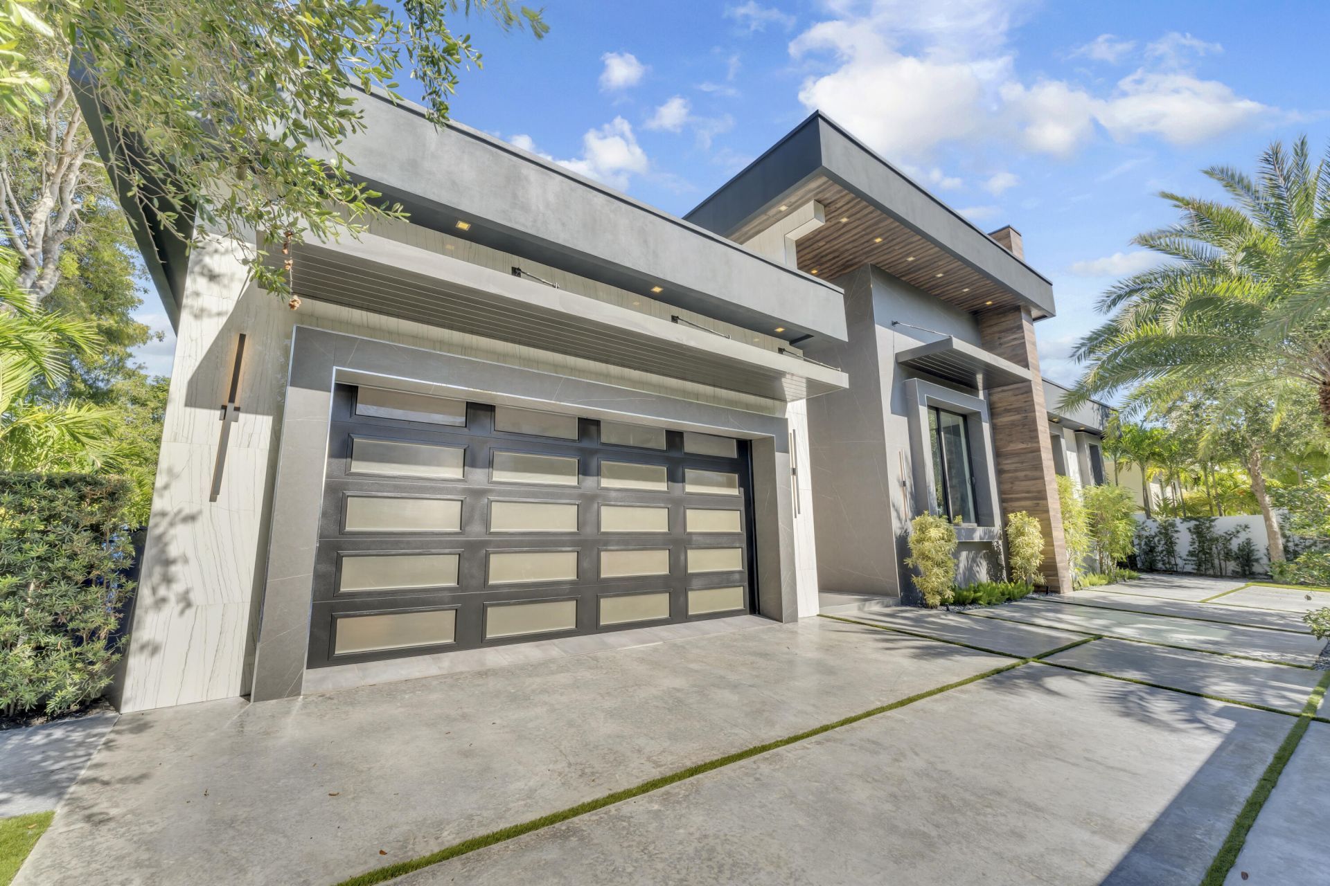 2401 NE 13th Street, Fort Lauderdale, FL 33304 Photo