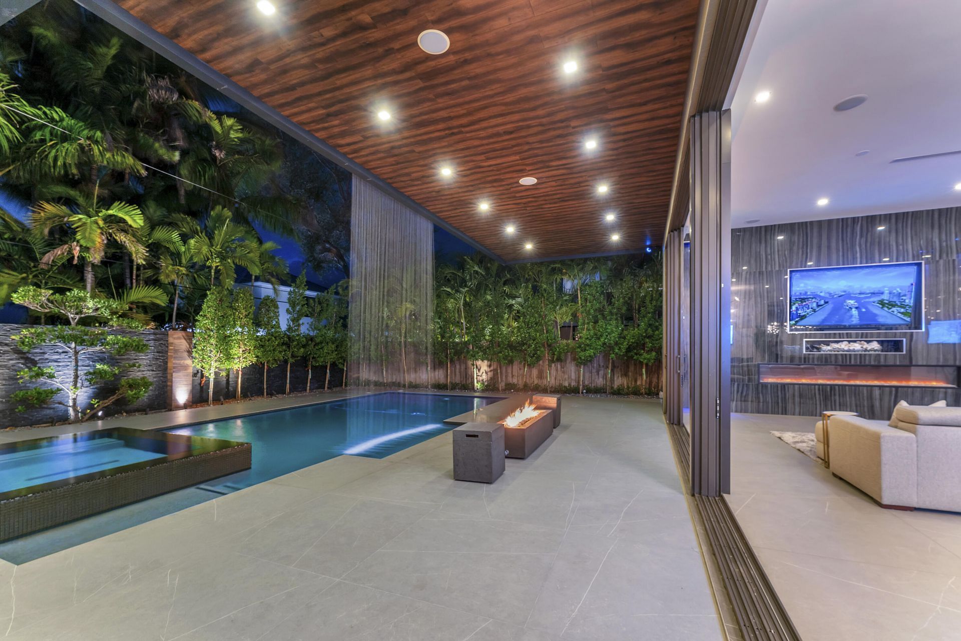 2401 NE 13th Street, Fort Lauderdale, FL 33304 Photo