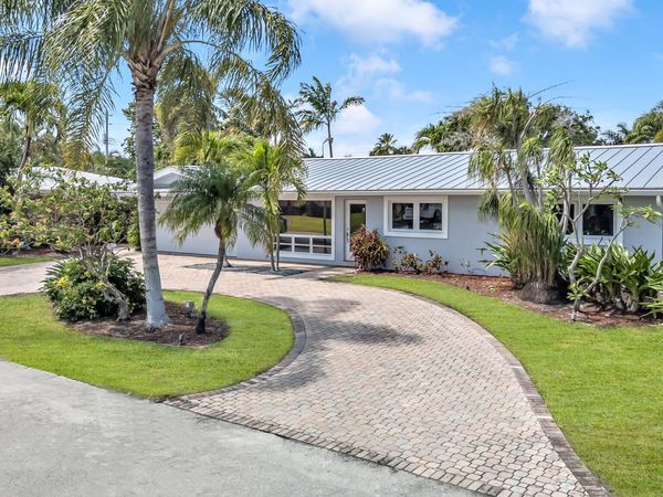 2241 NE 33rd Street, Lighthouse Point, FL 33064