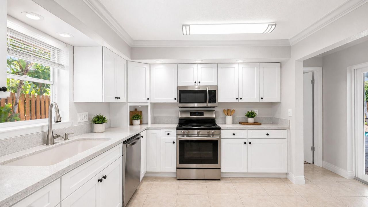 2241 NE 33rd Street, Lighthouse Point, FL 33064 Photo