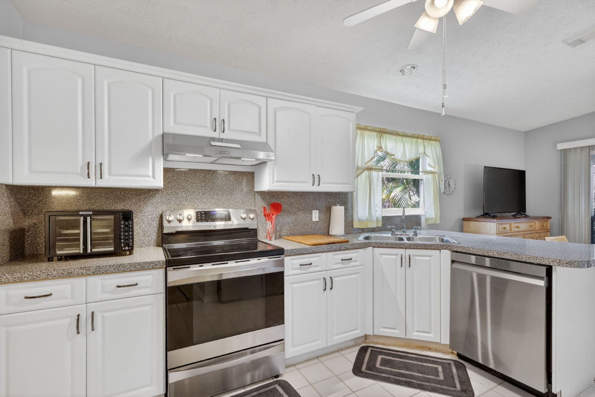 6656 Picante Circle, Fort Pierce, FL 34951 Photo