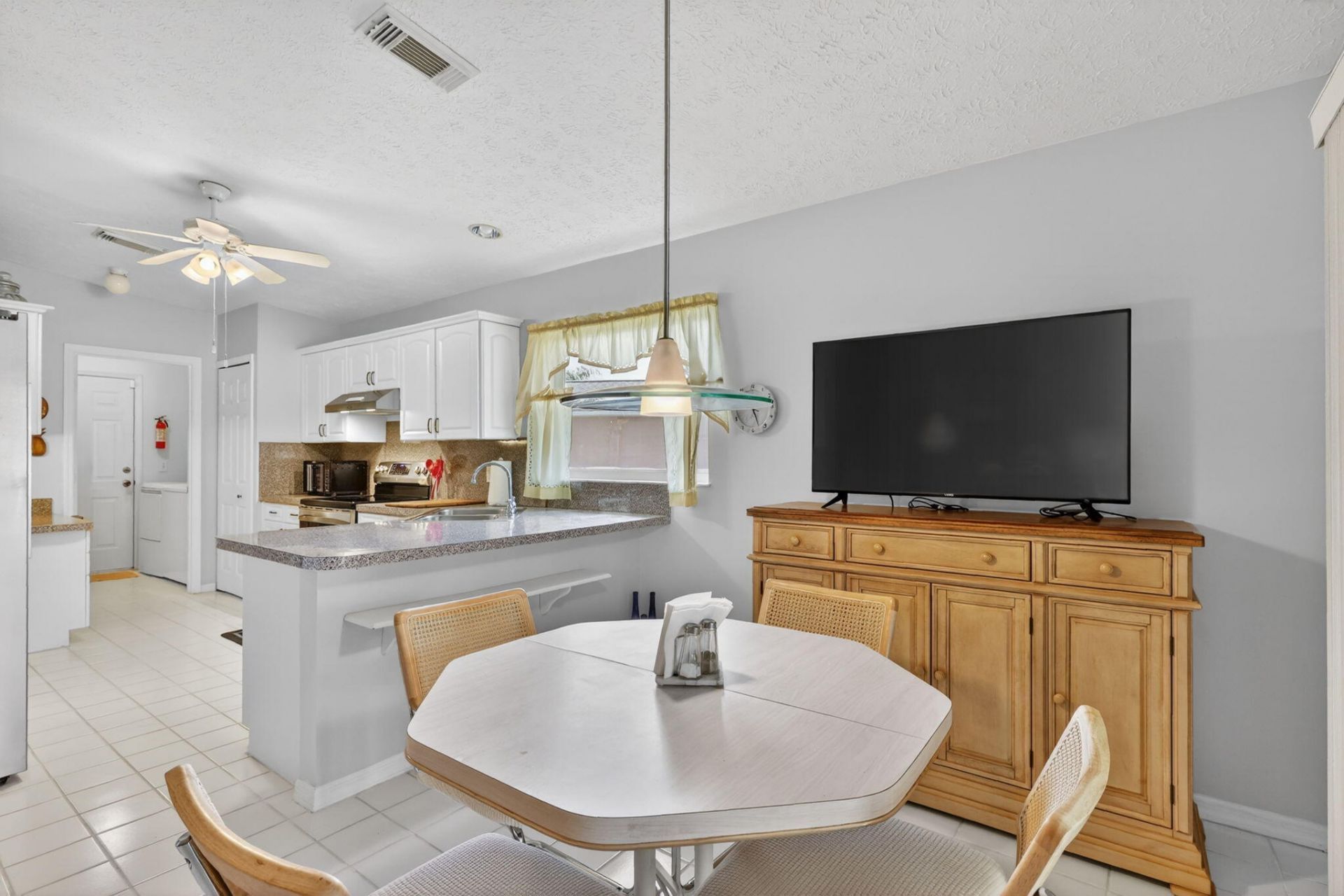 6656 Picante Circle, Fort Pierce, FL 34951 Photo