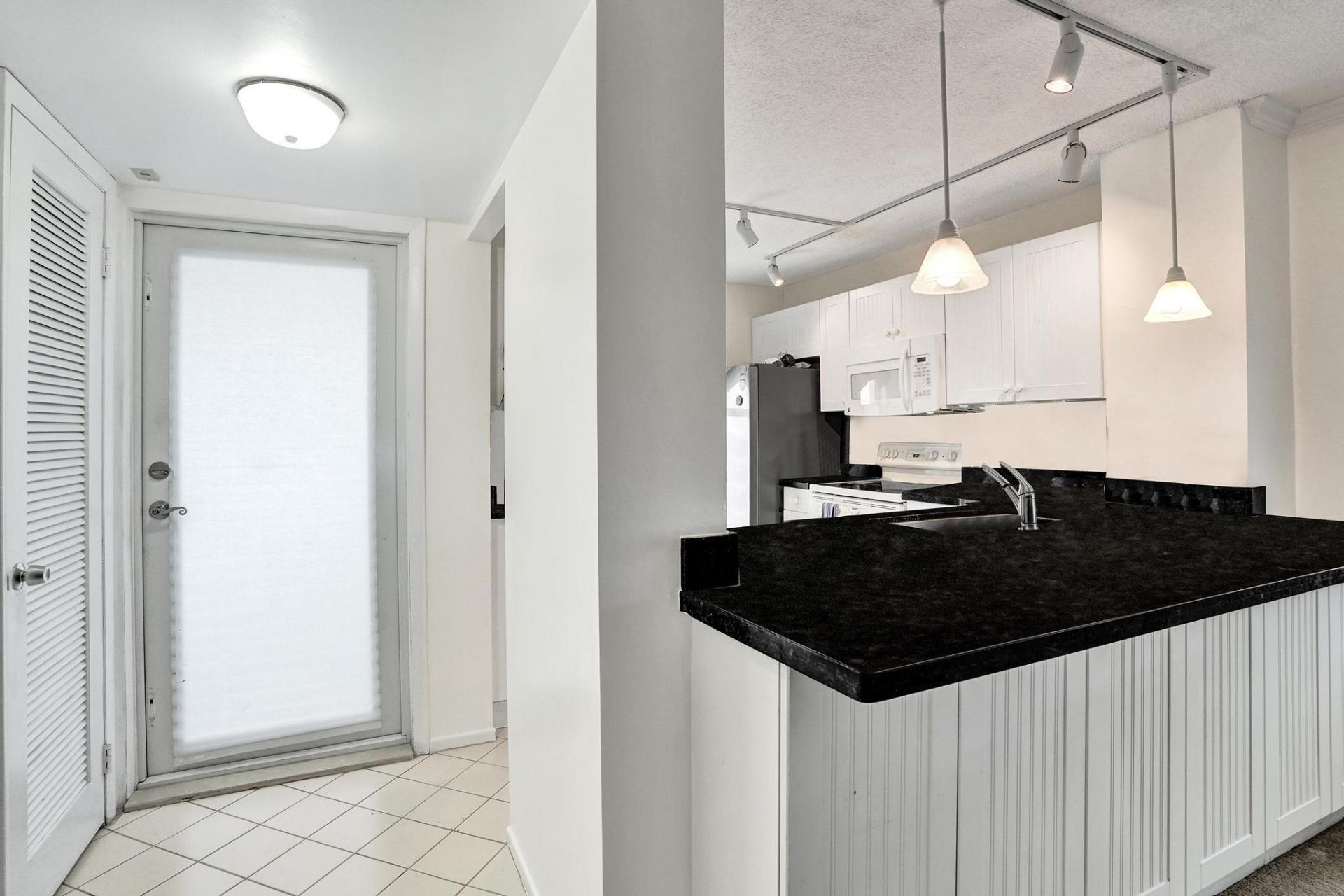 201 N Ocean Boulevard, Unit 1112, Pompano Beach, FL 33062 Photo