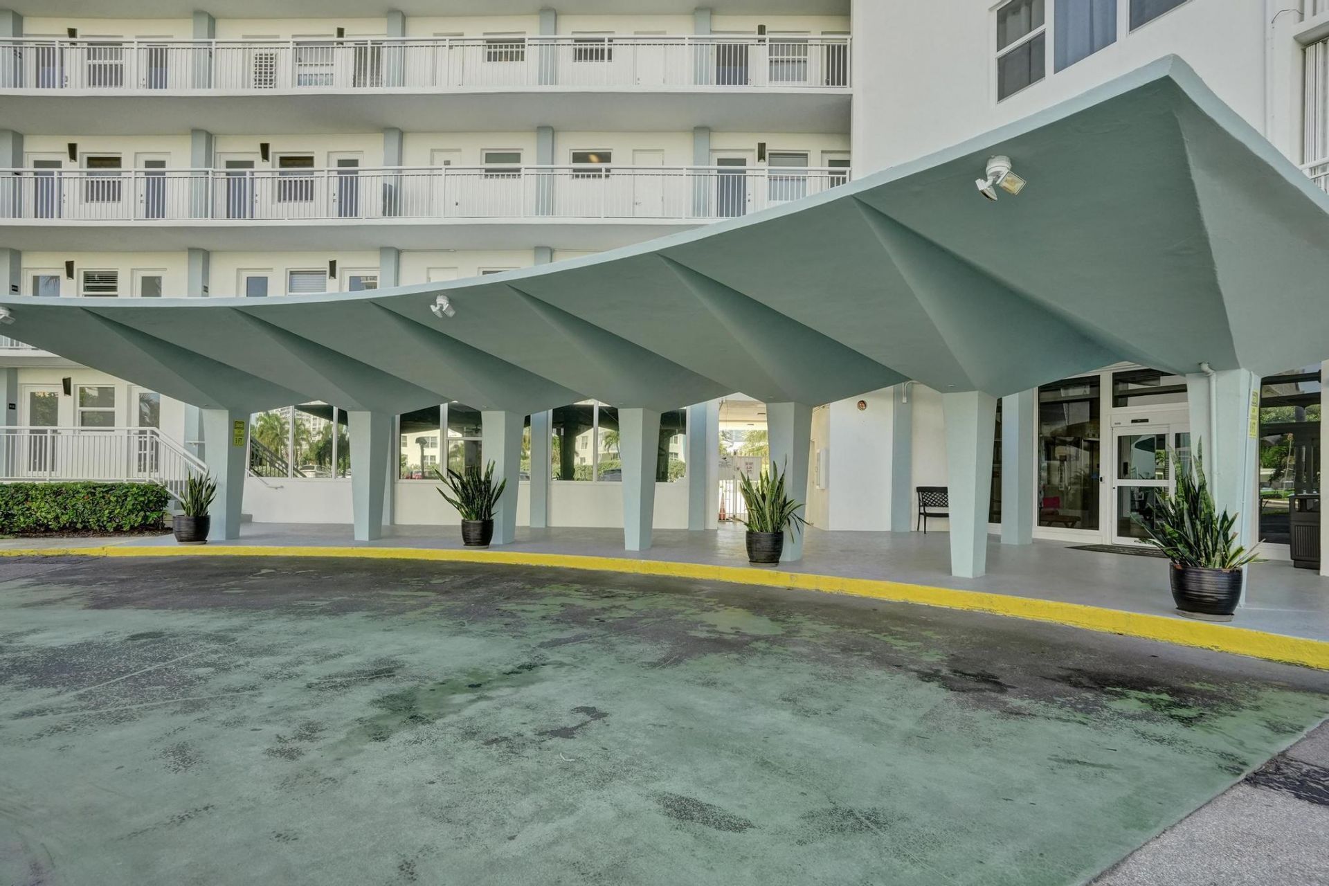 201 N Ocean Boulevard, Unit 1112, Pompano Beach, FL 33062 Photo