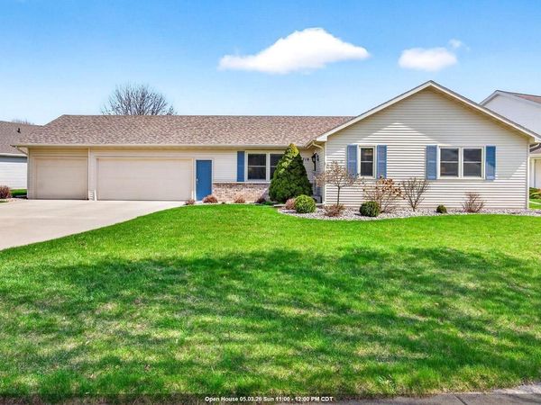718 APPLEWOOD DRIVE, Kimberly, WI 54136