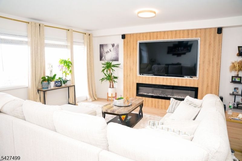 276 Prospect St, East Orange, NJ 07017 Main Photo