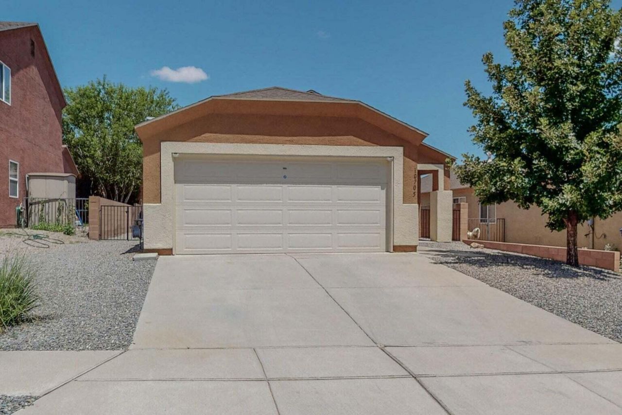 10705 Buck Island Road Sw, Albuquerque, NM 87121 Main Photo