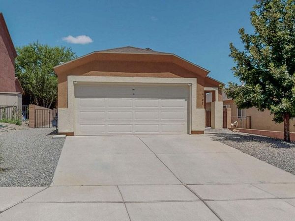 10705 Buck Island Road SW, Albuquerque, NM 87121
