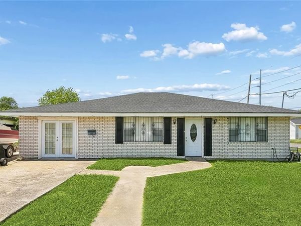 1101 AVENUE A , Westwego, LA 70094
