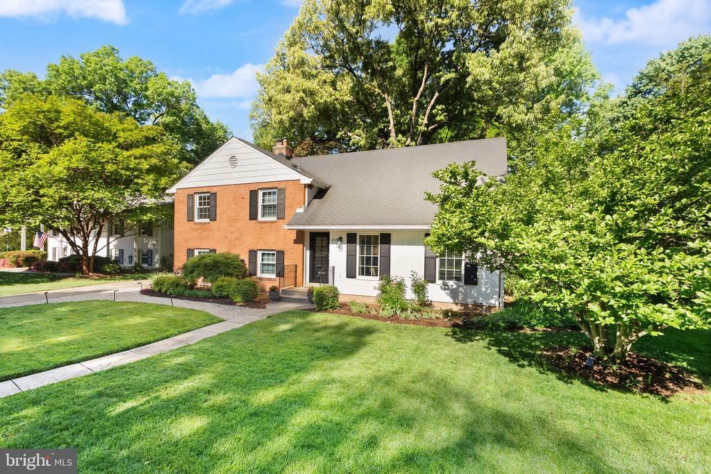 8514 Stable Drive, Alexandria, VA 22308 Main Photo
