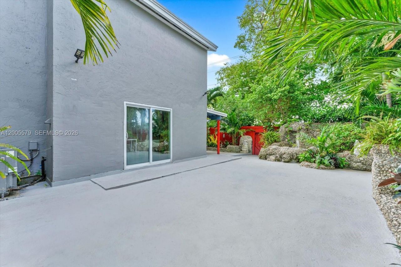 6430 SW 112th Pl , Miami, FL 33173 Photo