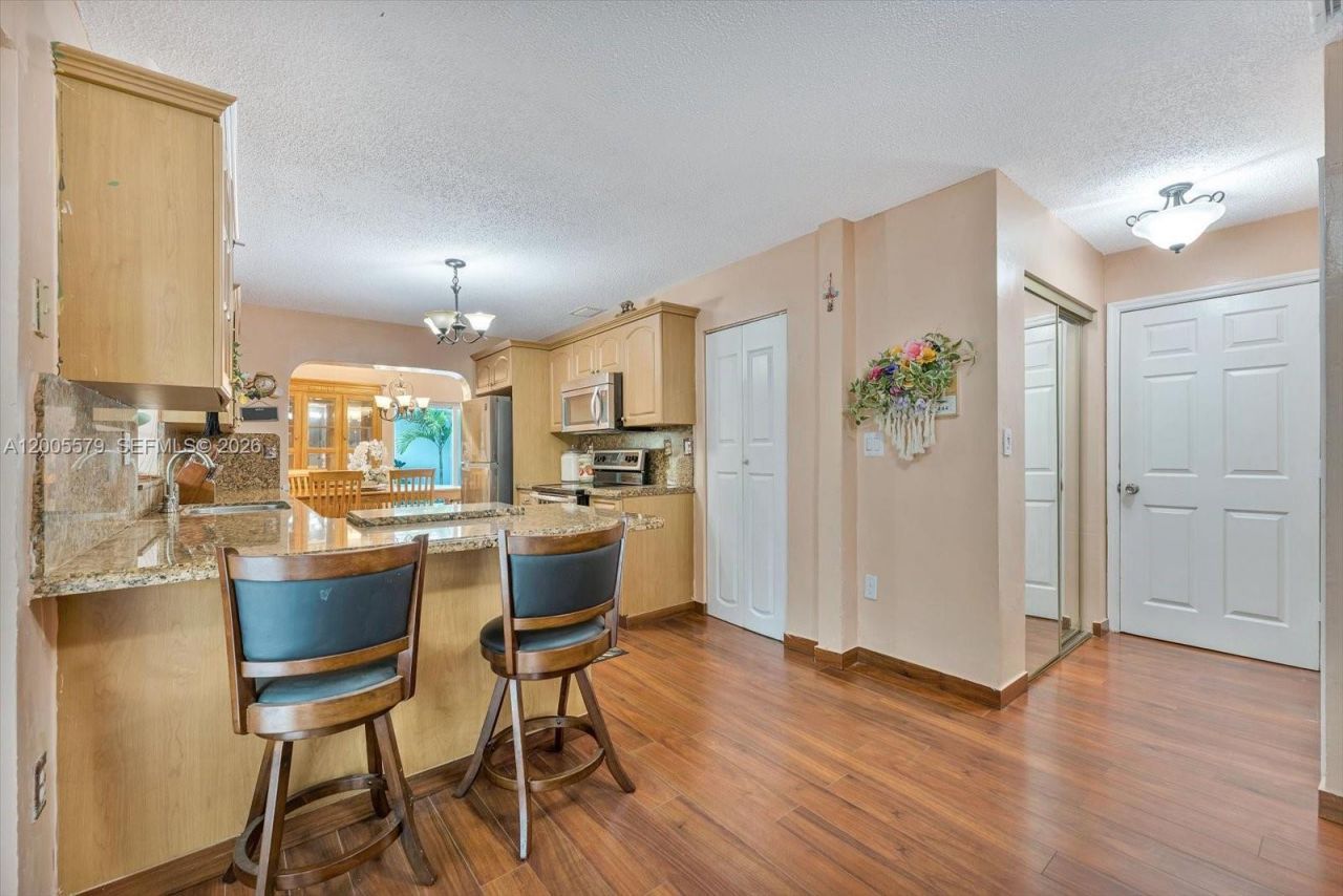 6430 SW 112th Pl , Miami, FL 33173 Photo