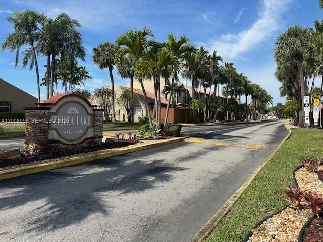 12990 SW 63rd Ter , Unit 605, Miami, FL 33183 Photo