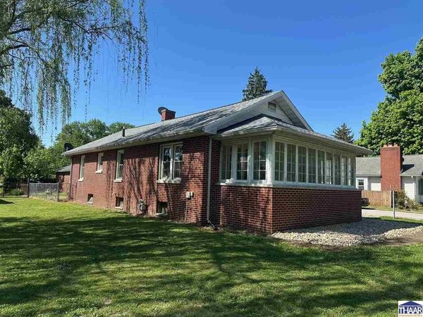 3351 E Park Avenue, Terre Haute, IN 47805